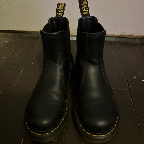Dr. Martens Shoes - Doc Marten Chelsea Boot